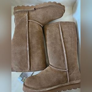 BEARPAW Elle Tall Hickory Boots in size 8